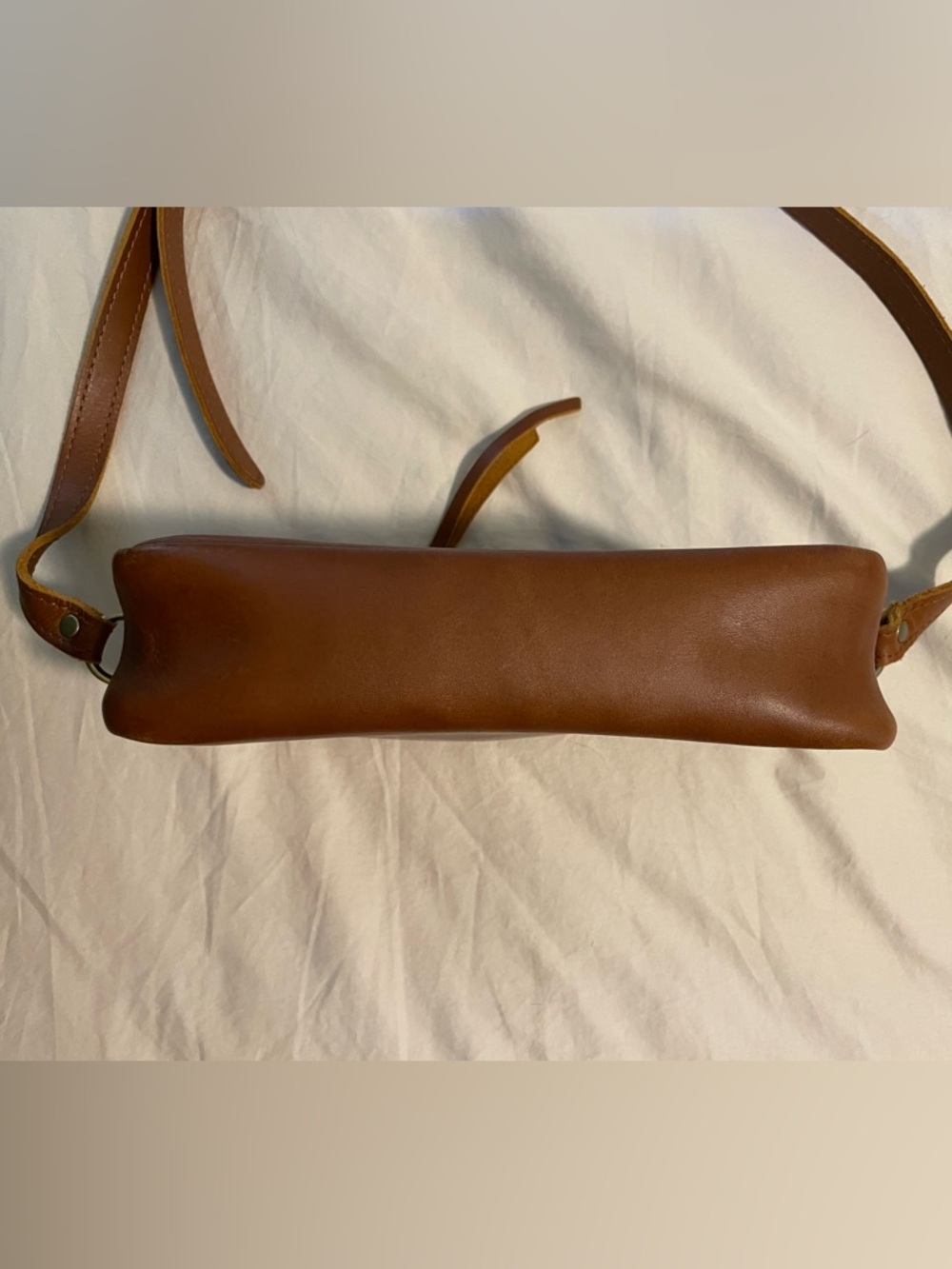 Portland Leather Toaster Crossbody Bag - Picture 6 of 9